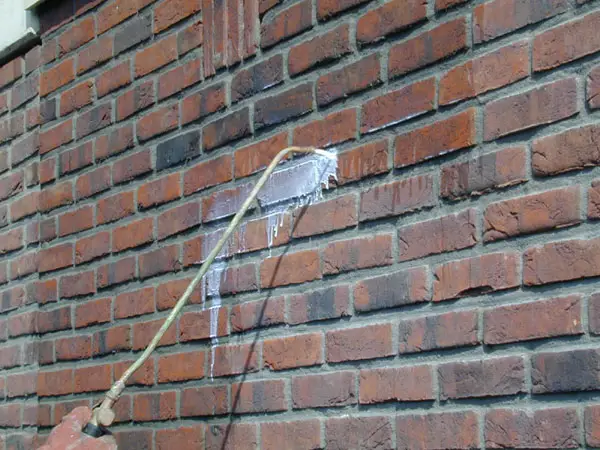 buitenmuur_impregneren Buitenmuur laten impregneren tegen vocht en vuil